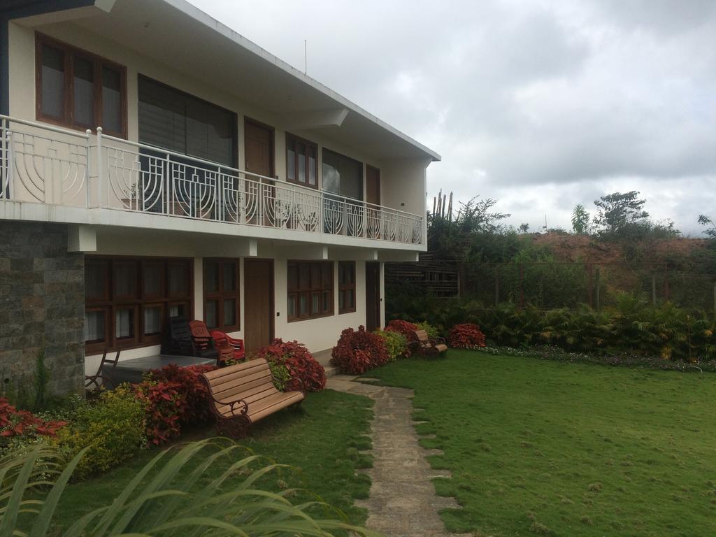 ماديكيري Leisure Vacations Heavenly Hills Villa المظهر الخارجي الصورة